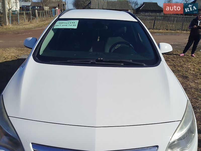 Opel Astra 2011