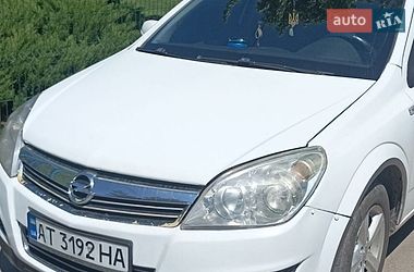 Універсал Opel Astra 2008 в Коломиї