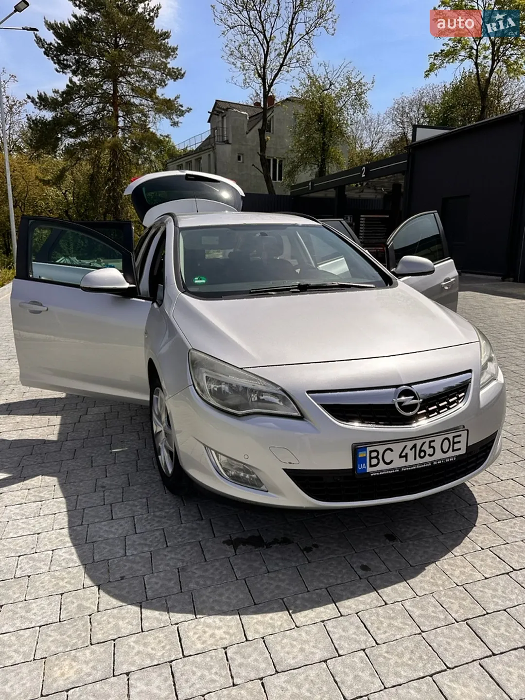 2011 Opel Astra - мініатюра 2