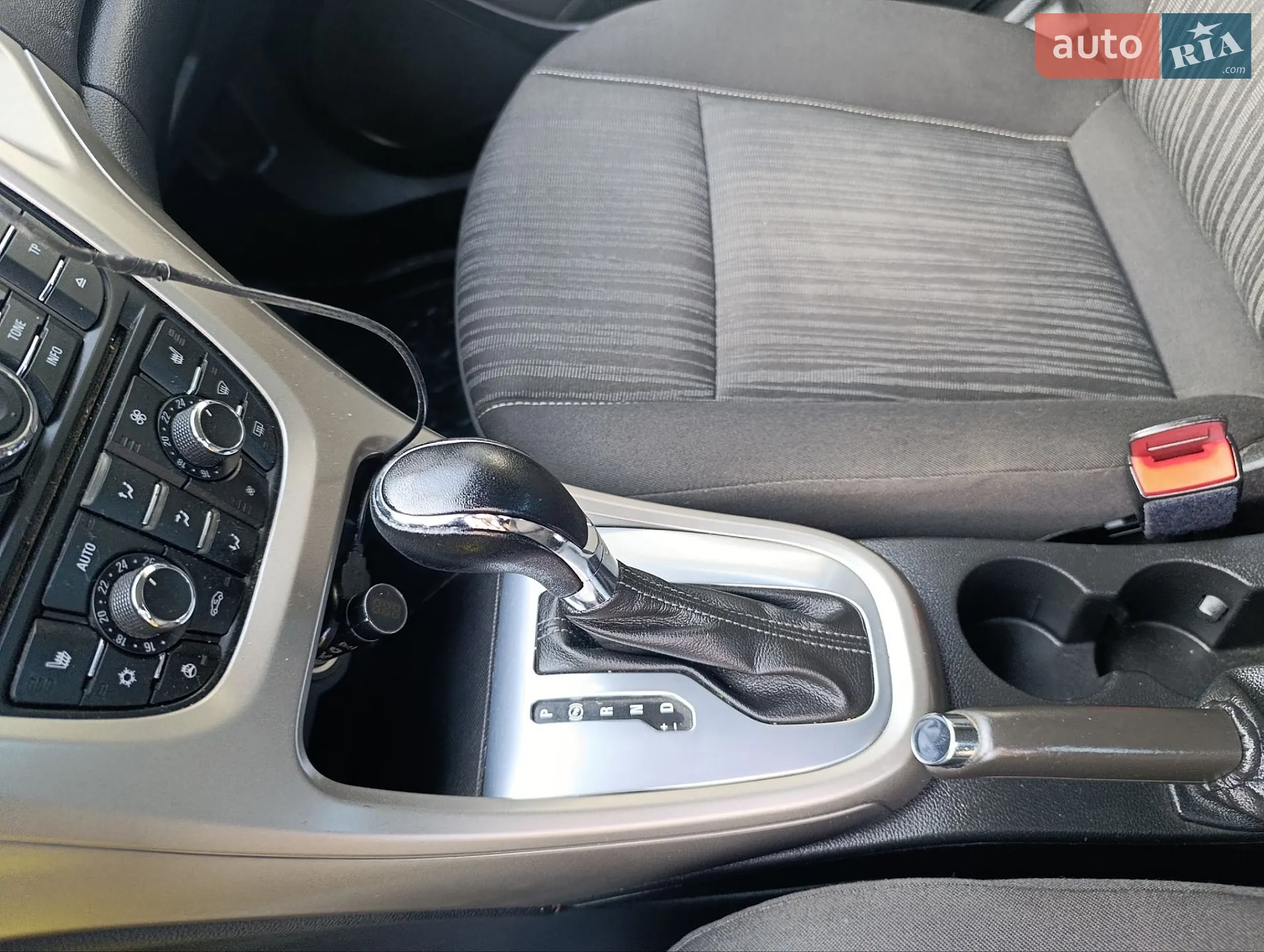 2012 Opel Astra - мініатюра 18
