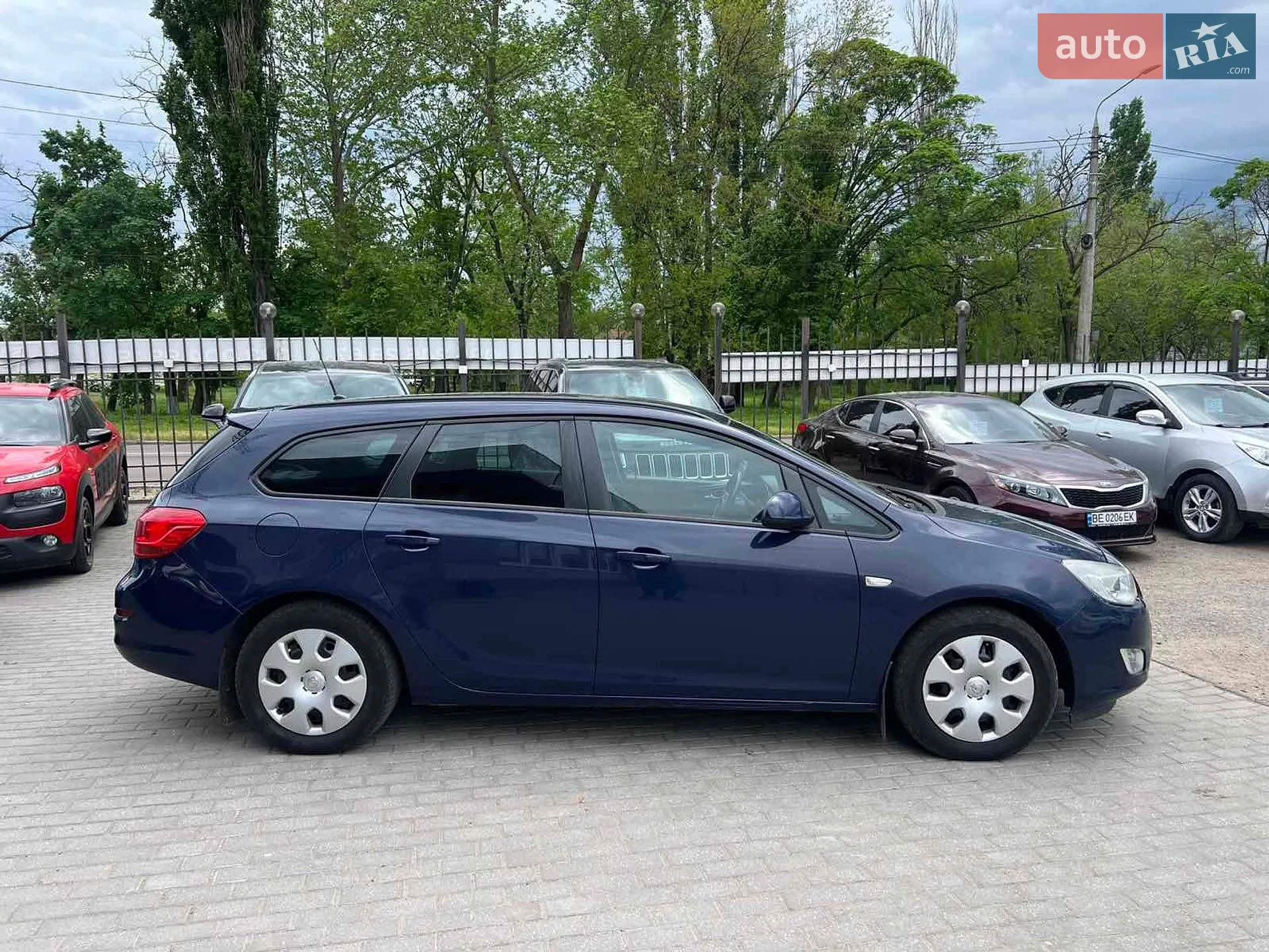 2011 Opel Astra - мініатюра 11