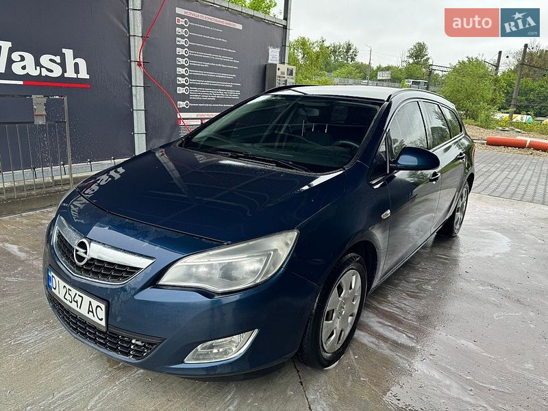 Универсал Opel Astra 2012 в Львове фото 2 Универсал Opel Astra 2012 в Львове