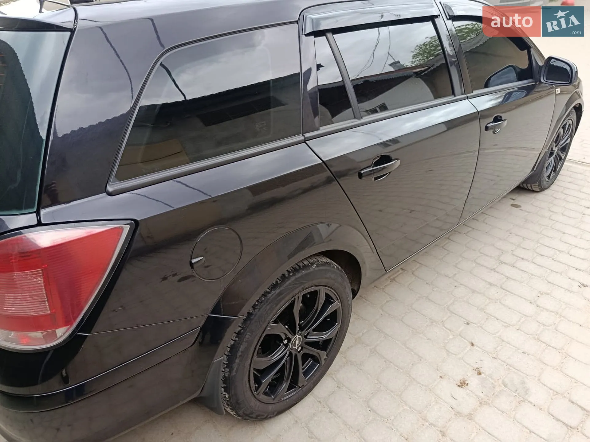 2010 Opel Astra - мініатюра 2