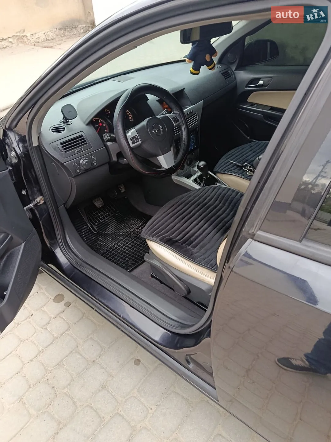 2010 Opel Astra - мініатюра 32