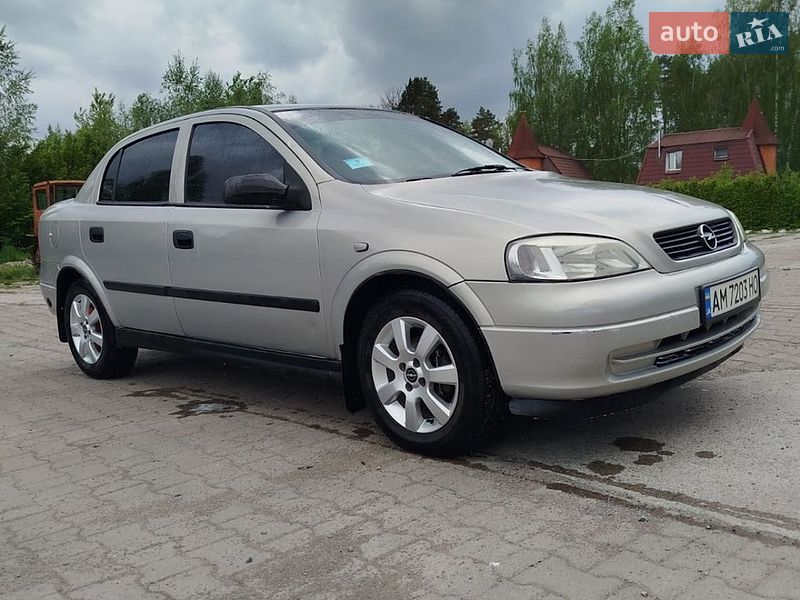 Седан Opel Astra 2007 в Звягелі