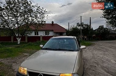 Седан Opel Astra 1999 в Кропивницькому