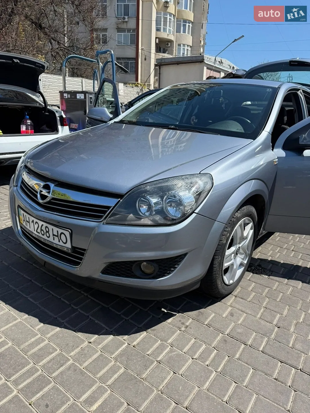 2011 Opel Astra - фото 1