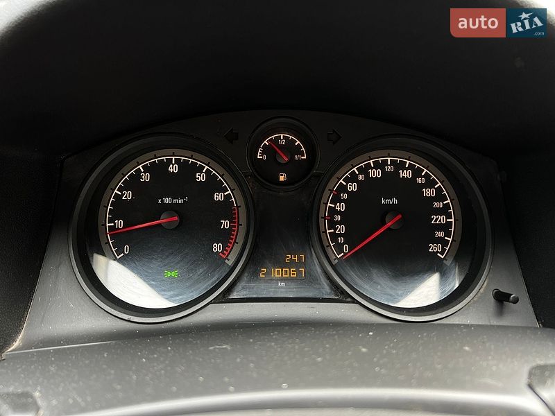 Хетчбек Opel Astra 2011 в Львові