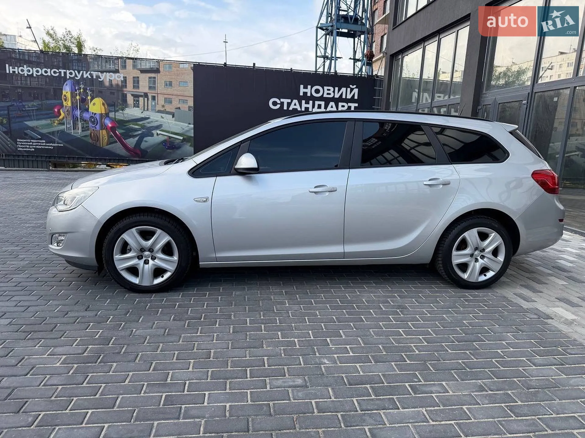 2011 Opel Astra - мініатюра 4