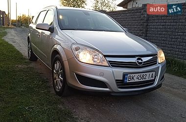 Универсал Opel Astra 2007 в Костополе