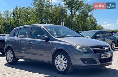 Хетчбек Opel Astra 2006 в Бердичеві