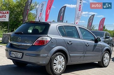 Хетчбек Opel Astra 2006 в Бердичеві