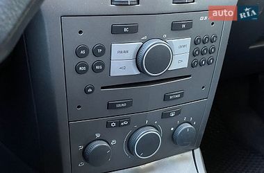 Хетчбек Opel Astra 2006 в Бердичеві