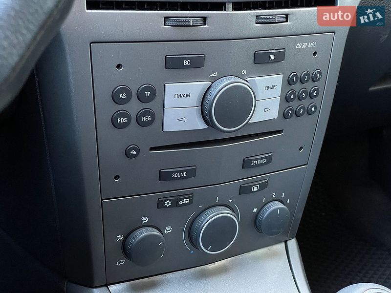 Хетчбек Opel Astra 2006 в Бердичеві
