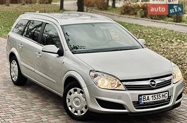 Універсал Opel Astra 2008 в Кропивницькому