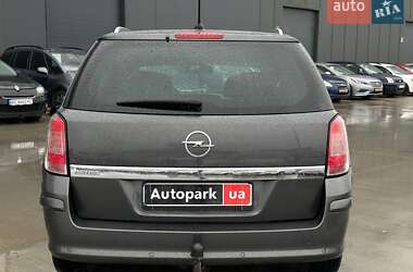 Универсал Opel Astra 2010 в Львове