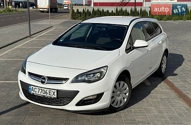 Универсал Opel Astra 2014 в Луцке
