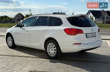Универсал Opel Astra 2014 в Луцке