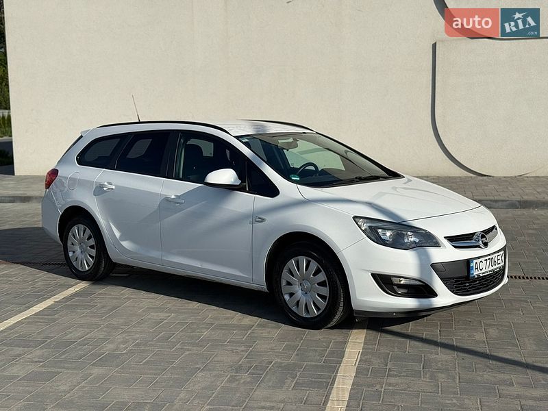 Универсал Opel Astra 2014 в Луцке