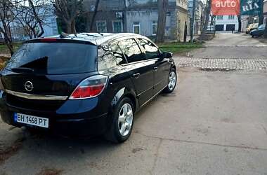 Хэтчбек Opel Astra 2007 в Одессе