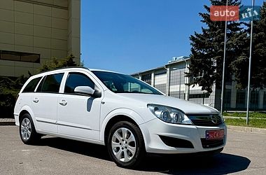 Універсал Opel Astra 2009 в Запоріжжі