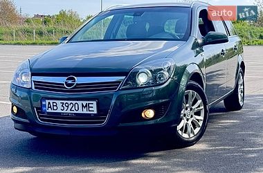 Универсал Opel Astra 2009 в Виннице