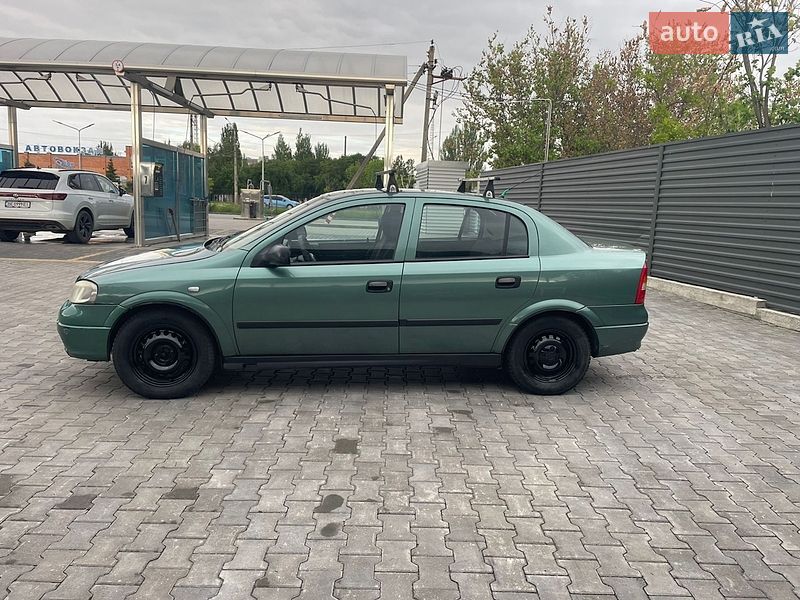 Седан Opel Astra 2007 в Николаеве