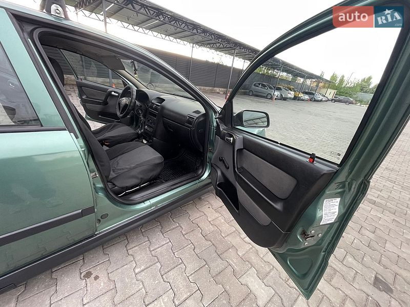 Седан Opel Astra 2007 в Николаеве