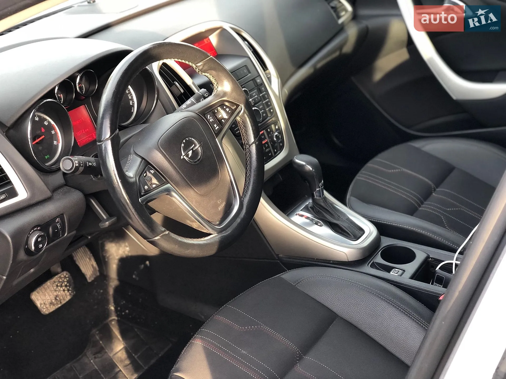 2012 Opel Astra - мініатюра 32