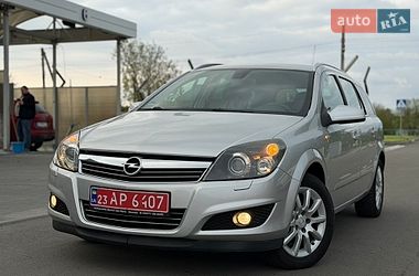 Универсал Opel Astra 2008 в Лубнах