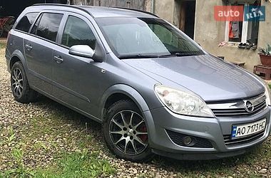 Універсал Opel Astra 2008 в Тячеві