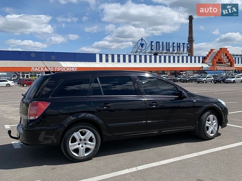 Универсал Opel Astra 2008 в Львове
