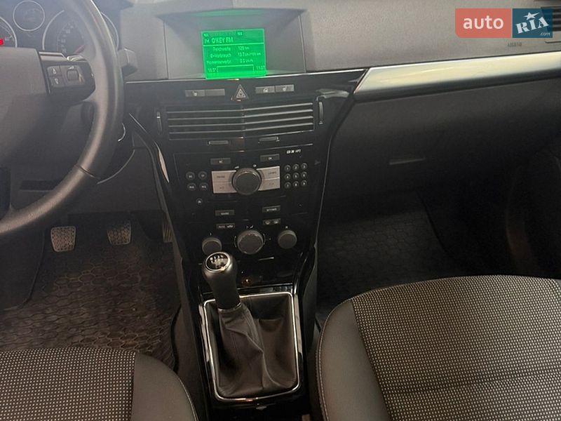 Универсал Opel Astra 2009 в Хмельницком