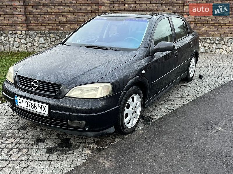 Хетчбек Opel Astra 2002 в Ромнах