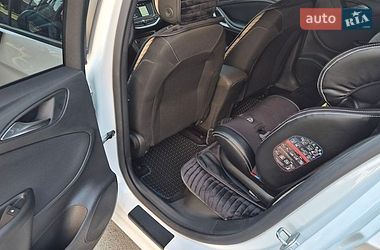 Універсал Opel Astra 2017 в Малині