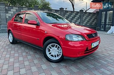 Седан Opel Astra 2002 в Ровно
