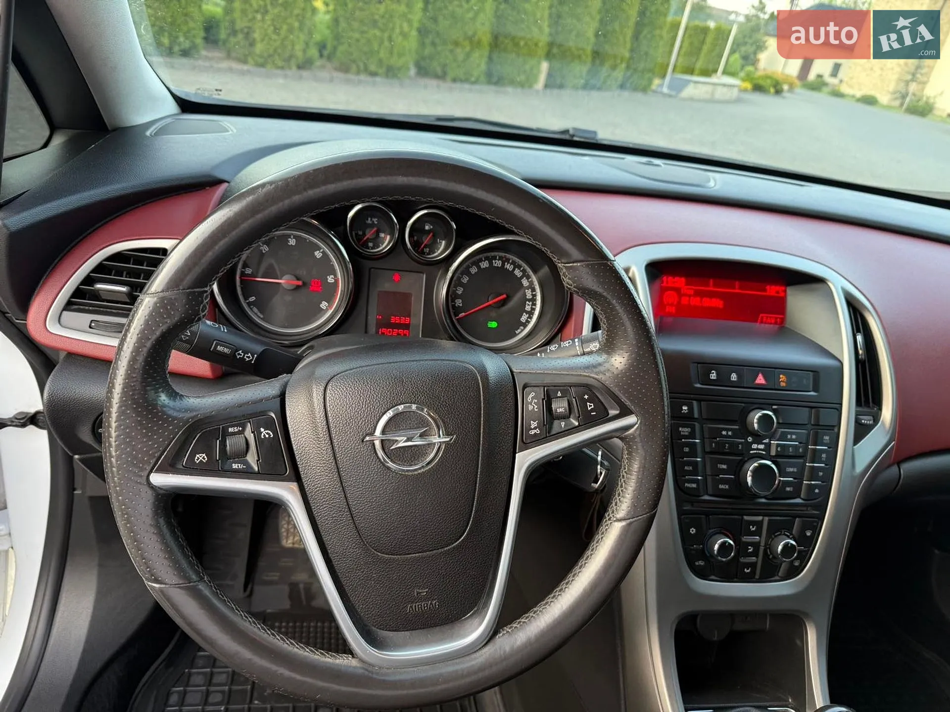 2010 Opel Astra - мініатюра 11