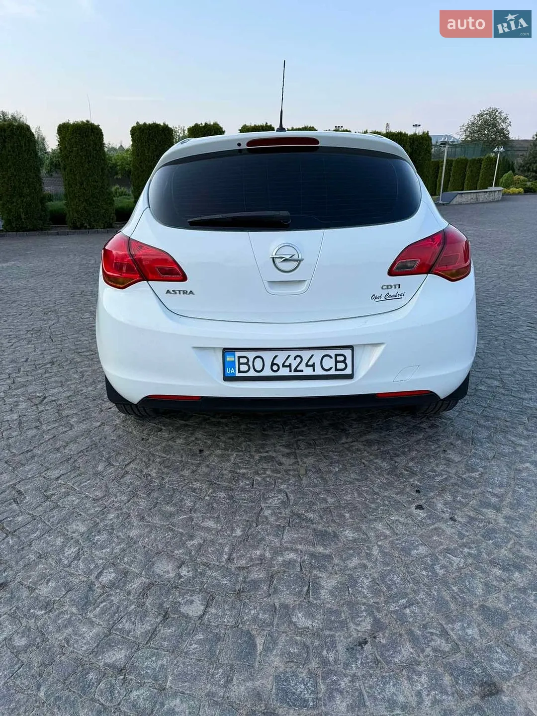 2010 Opel Astra - мініатюра 9