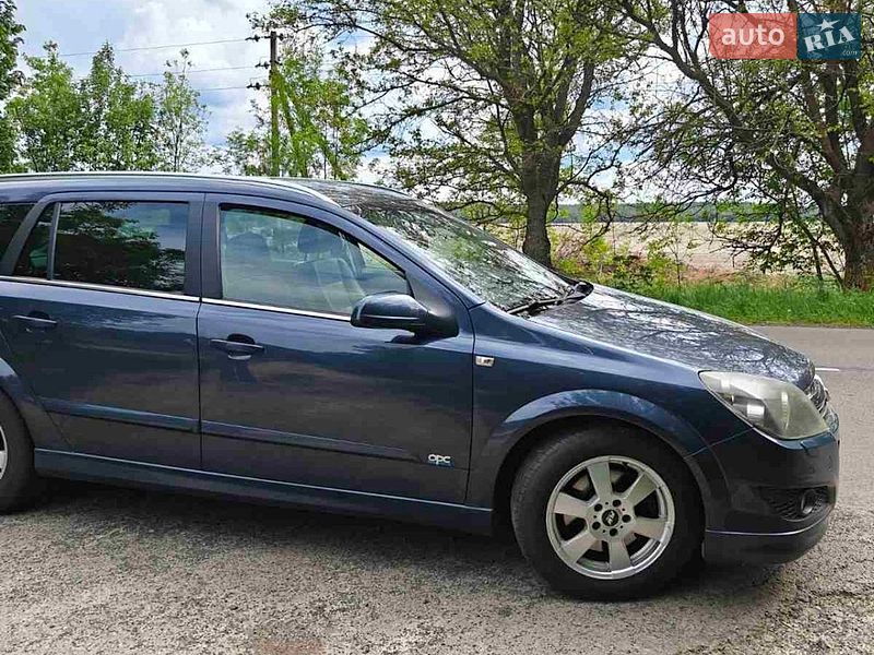 Универсал Opel Astra 2008 в Луцке фото Универсал Opel Astra 2008 в Луцке