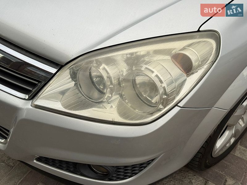Хэтчбек Opel Astra 2007 в Харькове