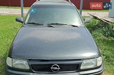 Универсал Opel Astra 1995 в Фурсах