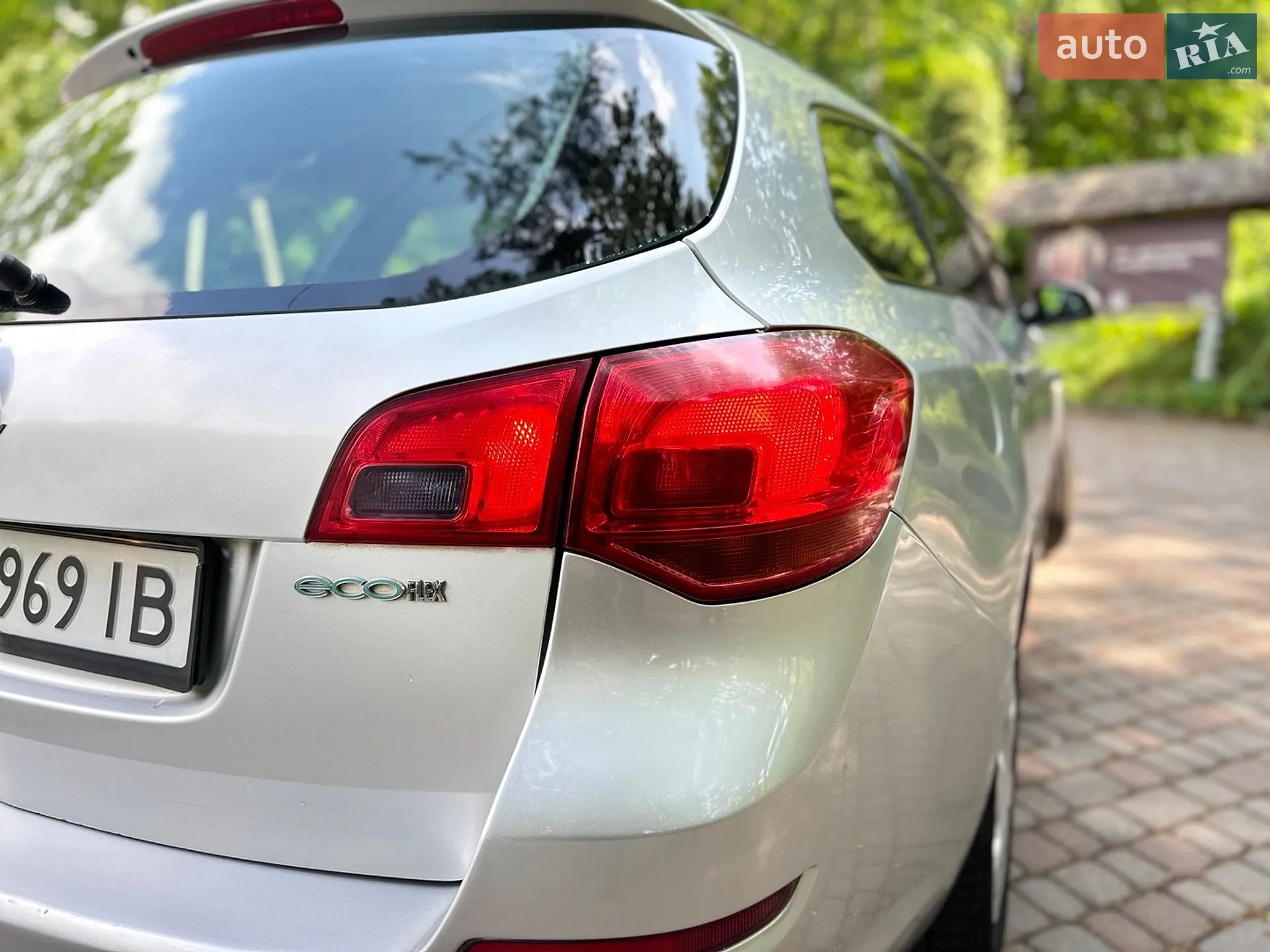 2011 Opel Astra - мініатюра 28