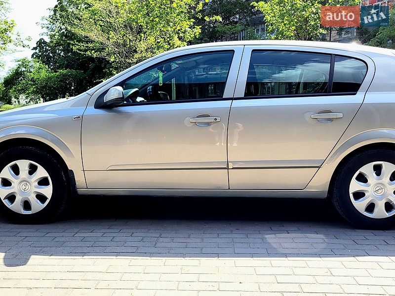 Седан Opel Astra 2008 в Кривом Роге фото 15 Седан Opel Astra 2008 в Кривом Роге