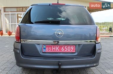Универсал Opel Astra 2006 в Трускавце