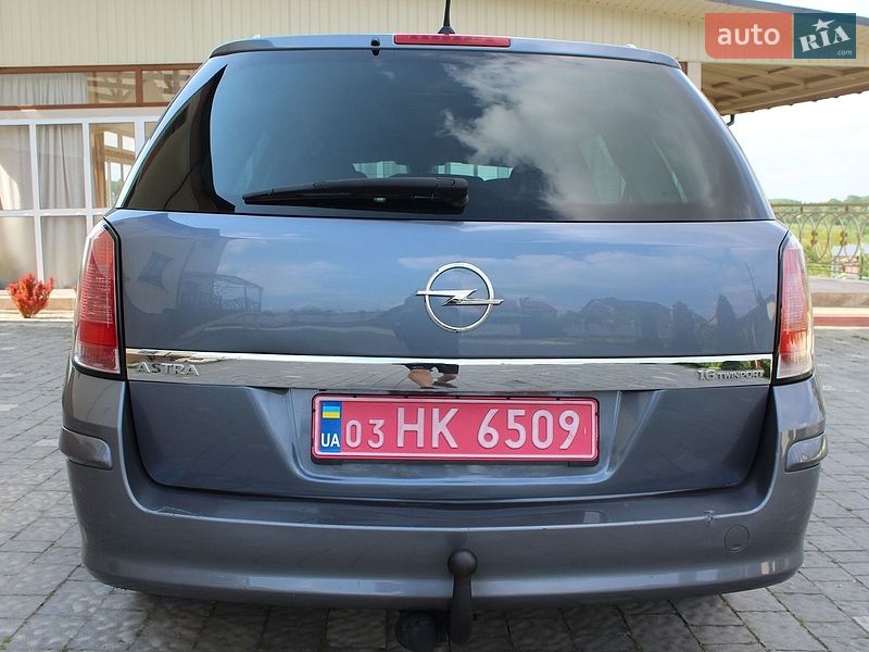 Универсал Opel Astra 2006 в Трускавце