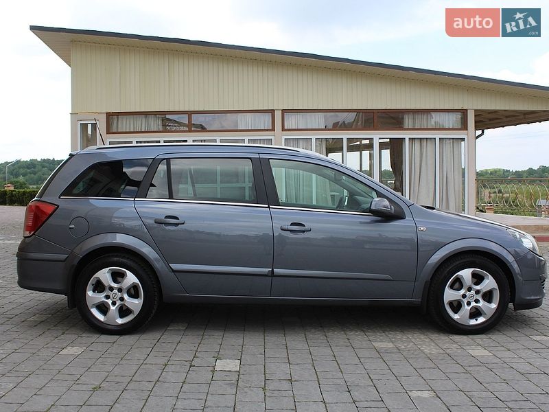 Универсал Opel Astra 2006 в Трускавце