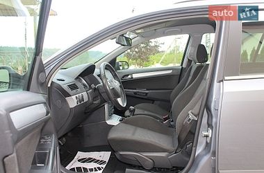 Универсал Opel Astra 2006 в Трускавце