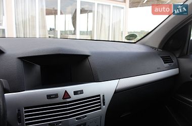 Универсал Opel Astra 2006 в Трускавце