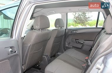 Универсал Opel Astra 2006 в Трускавце