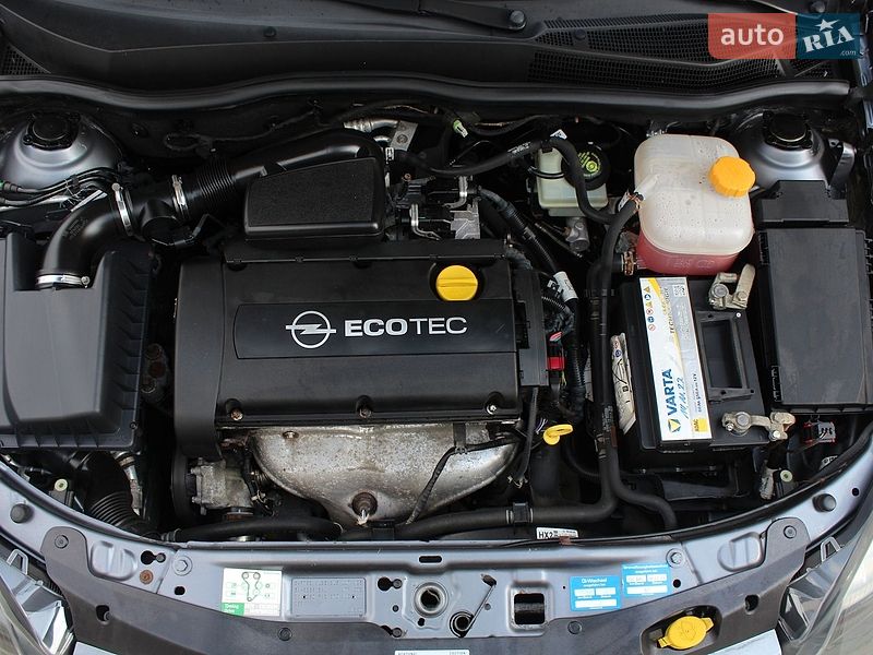 Универсал Opel Astra 2006 в Трускавце